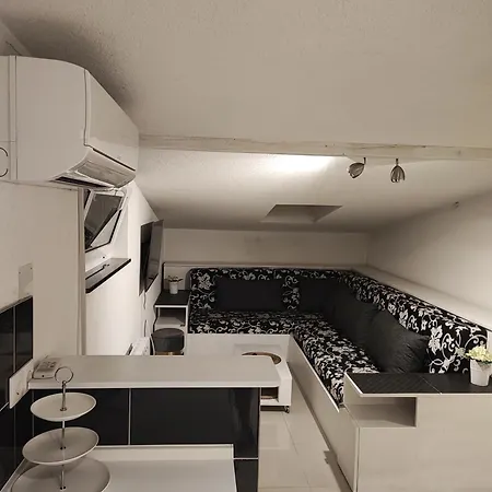 Vijecnica Apartment